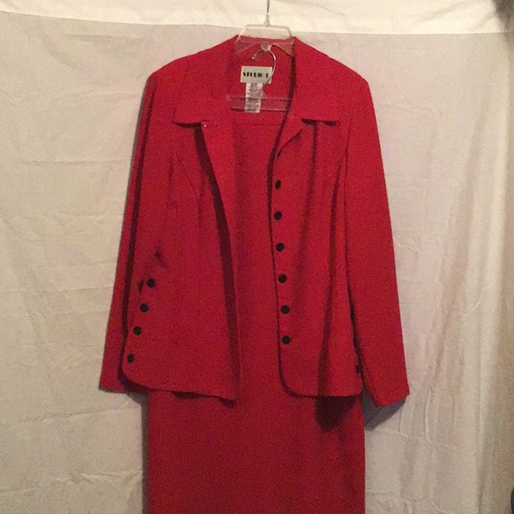 Red Skirt suit